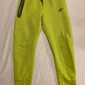Nike Tech Fleece pants